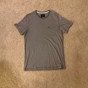 Men’s Abercrombie & Fitch Pocket Tee - Medium